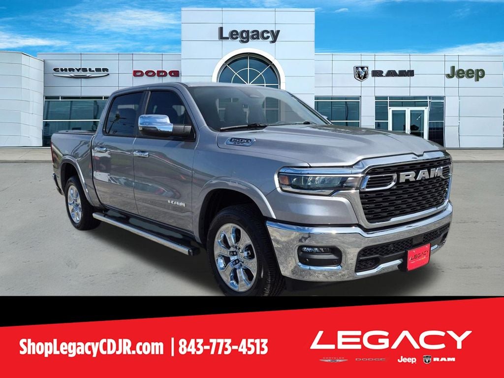 2025 RAM 1500 Big Horn Crew Cab 4x4 5'7' Box in Billet Silver Metallic Clearcoat — front three-quarter view