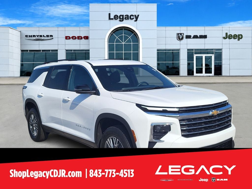 2025 Chevrolet Traverse FWD LT in Summit White — front three-quarter view